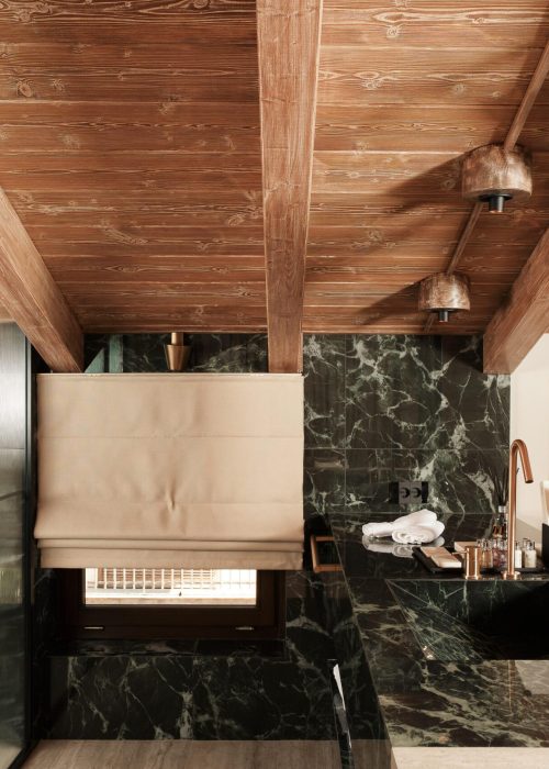 alesskikinas.com-room9-6